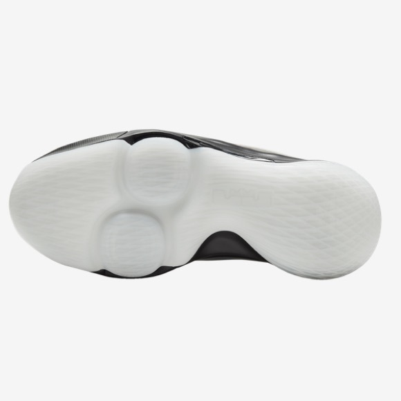 NIKE LEBRON WITNESS V Sneakers**$90 - Picture 5 of 12